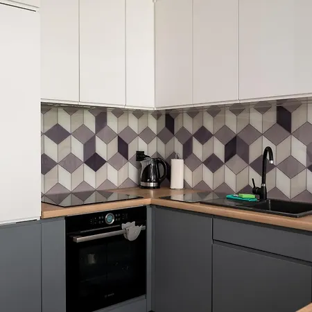 Metro Bemowo With Garden By Bookinghost 아파트 *