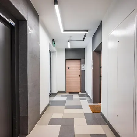 Metro Bemowo With Garden By Bookinghost Lejlighed *