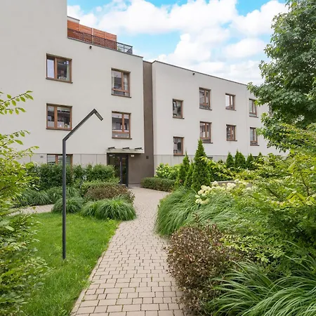 Metro Bemowo With Garden By Bookinghost