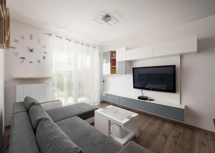 Metro Bemowo With Garden By Bookinghost * Varsó